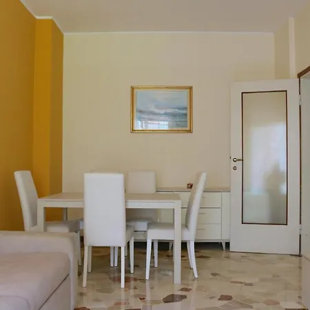 Frattini Comfy family Home - 4 People-3